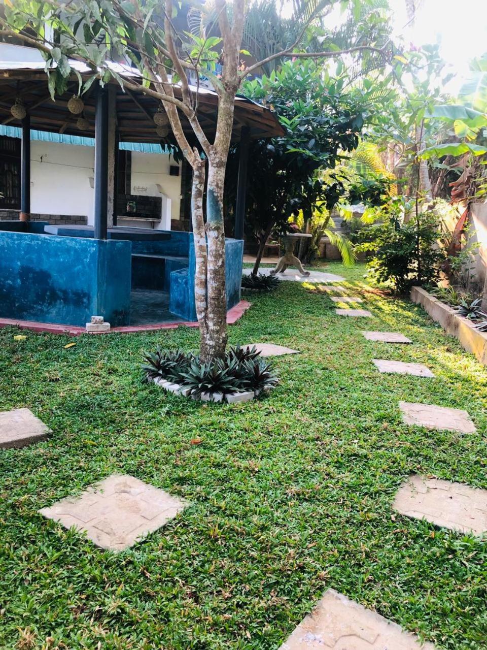 Villa Paddy Fields View Mirissa Buitenkant foto